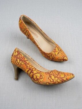 Piccadilly Pointed Floral Jacquard Kitten Heels in Orange
